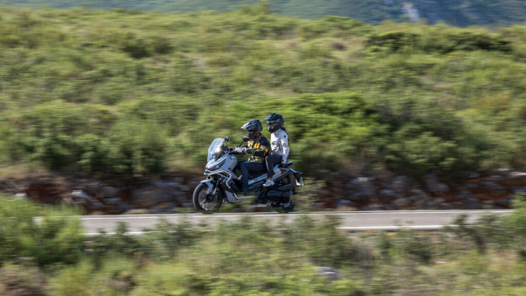 Zontes 368G ETC en carretera 6